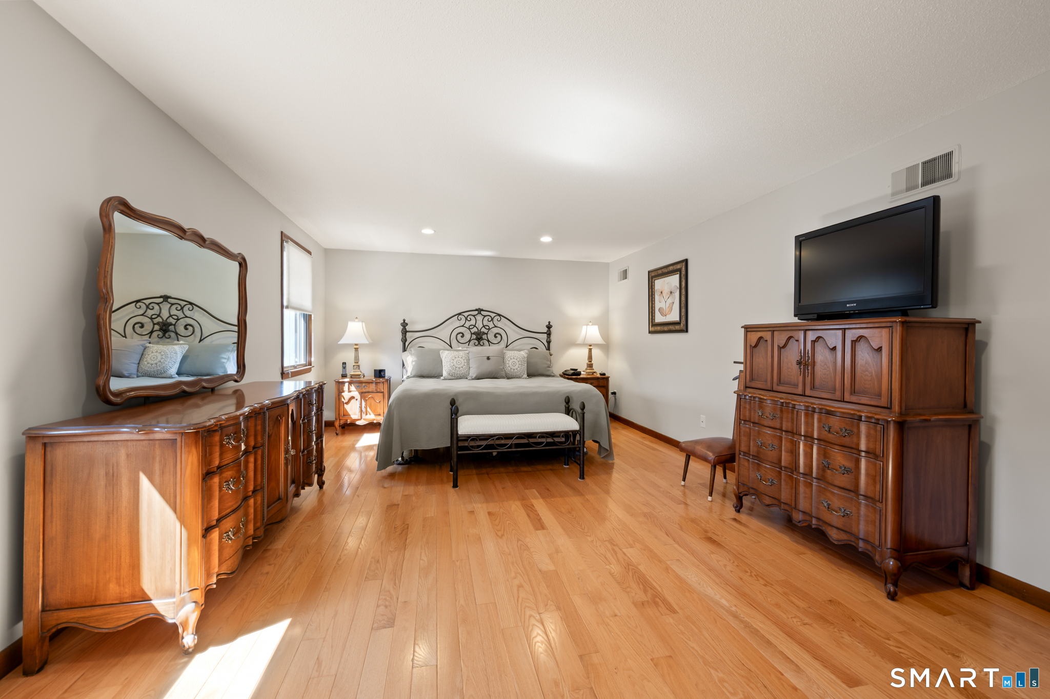 11 Hickory Hill Vernon CT 06066