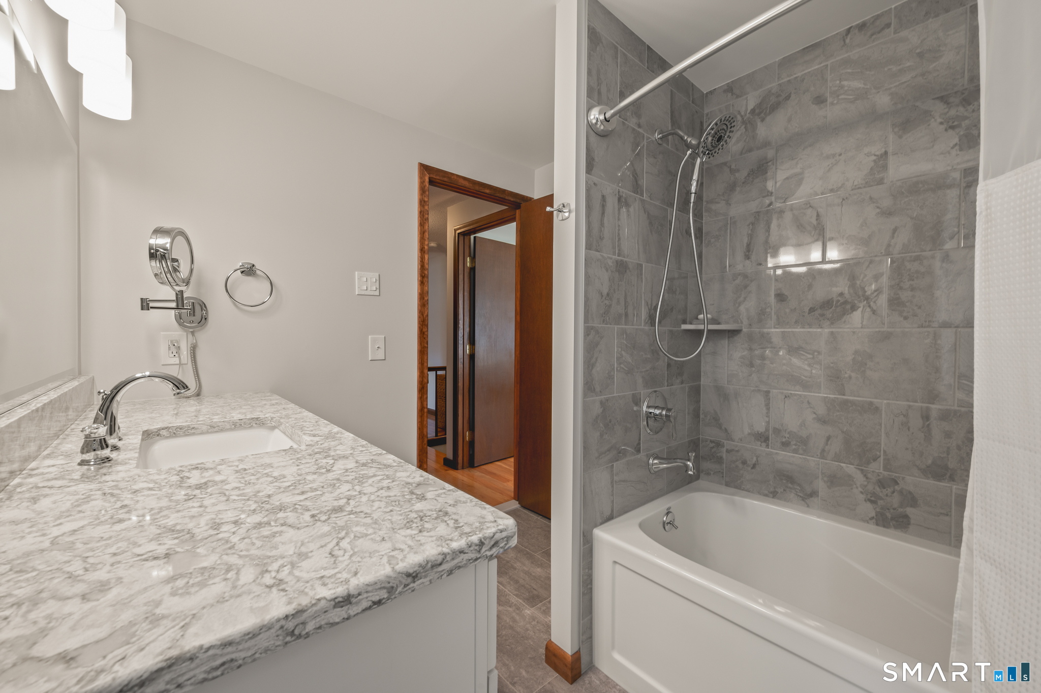 11 Hickory Hill Vernon CT 06066