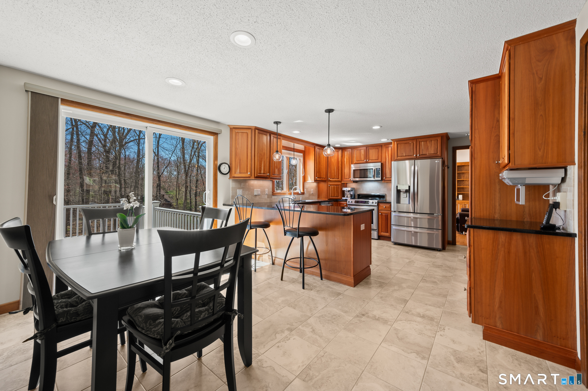 11 Hickory Hill Vernon CT 06066