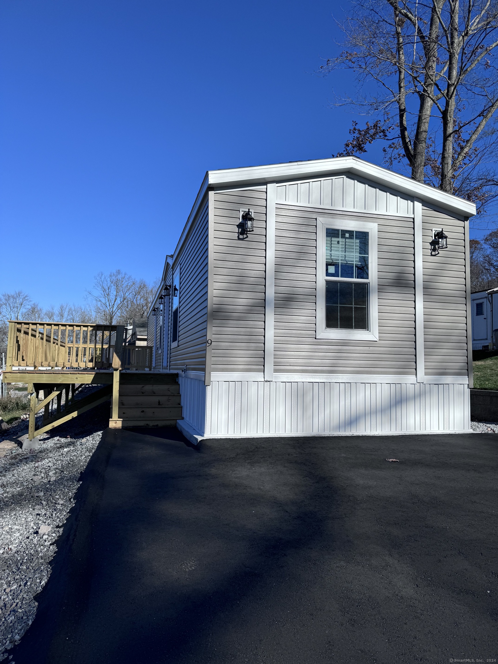 9 South Terrace Vernon CT 06066