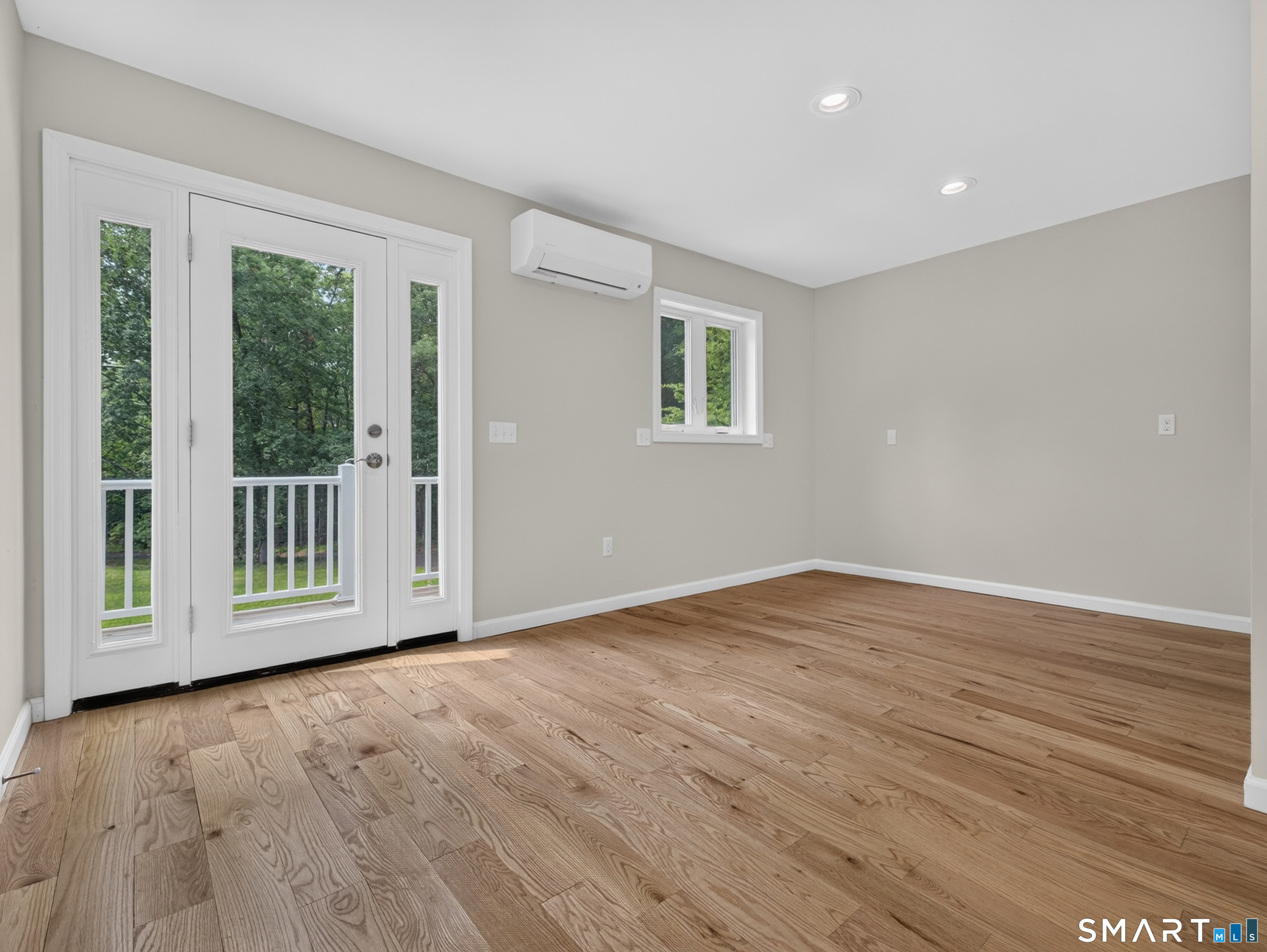 44 Chamberlain Hill Road Middletown CT 06457