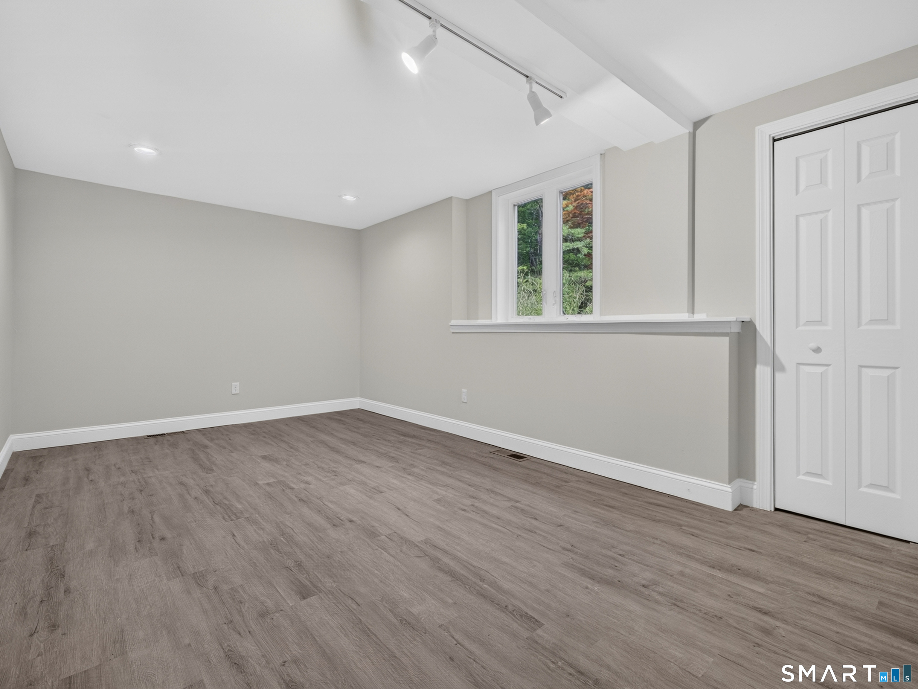 44 Chamberlain Hill Road Middletown CT 06457