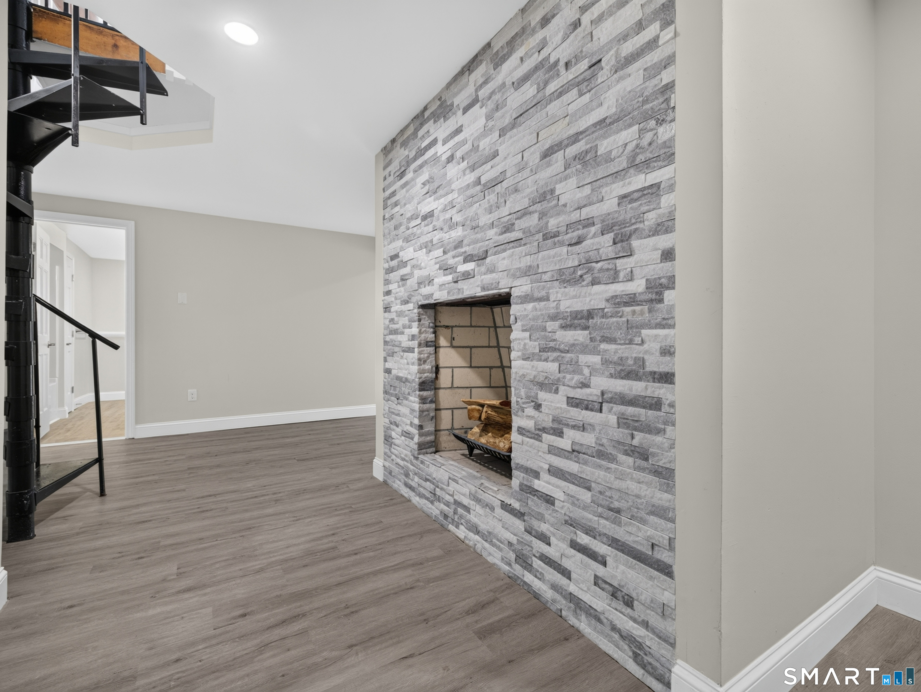 44 Chamberlain Hill Road Middletown CT 06457