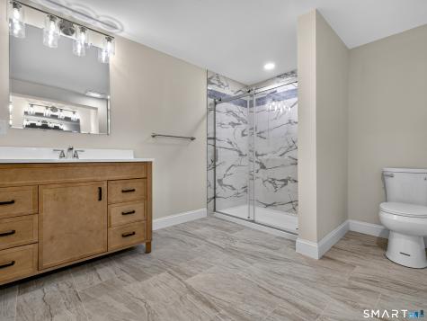 44 Chamberlain Hill Road Middletown CT 06457