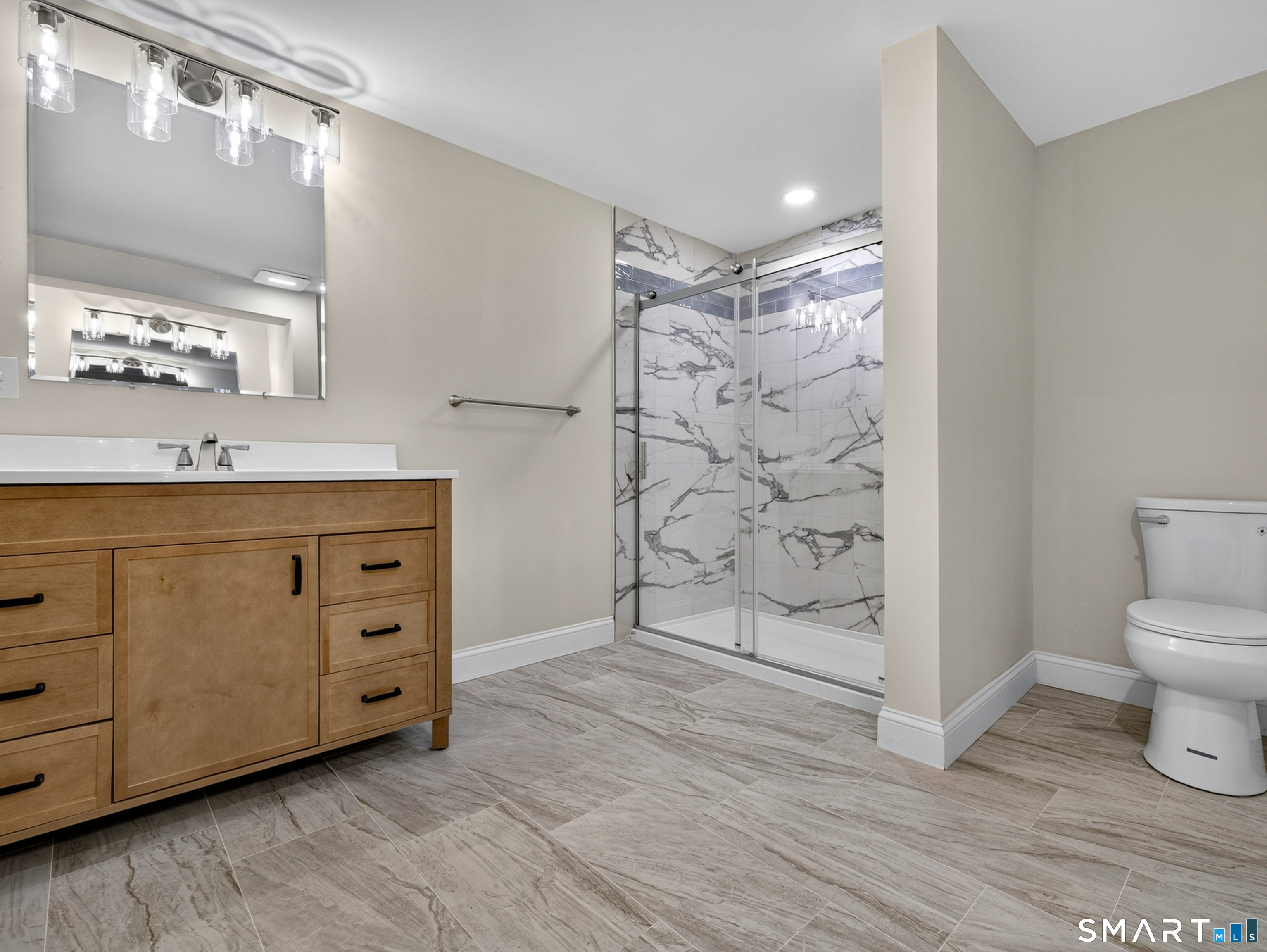 44 Chamberlain Hill Road Middletown CT 06457