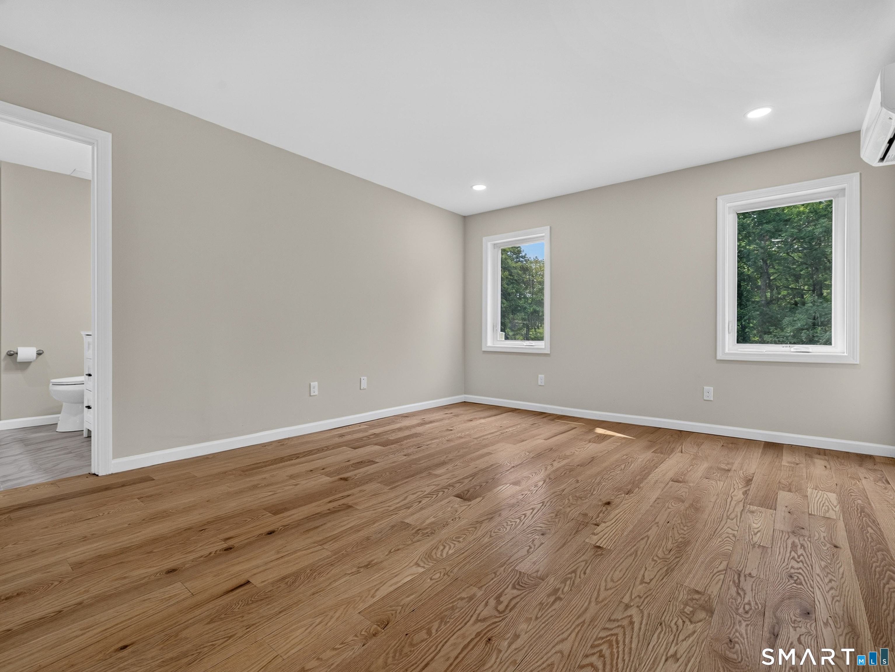 44 Chamberlain Hill Road Middletown CT 06457