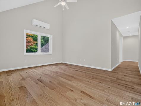 44 Chamberlain Hill Road Middletown CT 06457