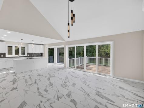 44 Chamberlain Hill Road Middletown CT 06457