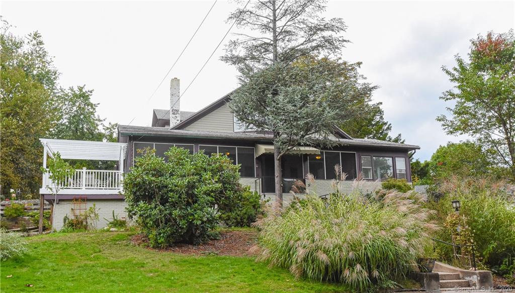 31 Everett Avenue West Hartford CT 06107