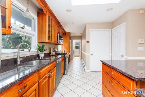 14 Elmcrest Drive Danbury CT 06811