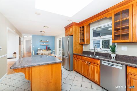 14 Elmcrest Drive Danbury CT 06811