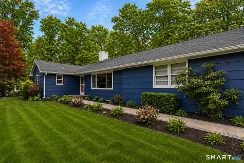 14 Elmcrest Drive Danbury CT 06811