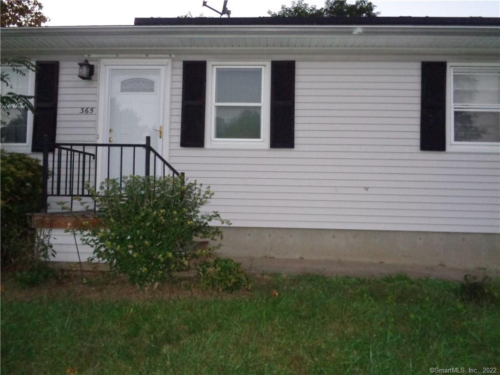 365 Dogwood Drive Bridgeport CT 06606