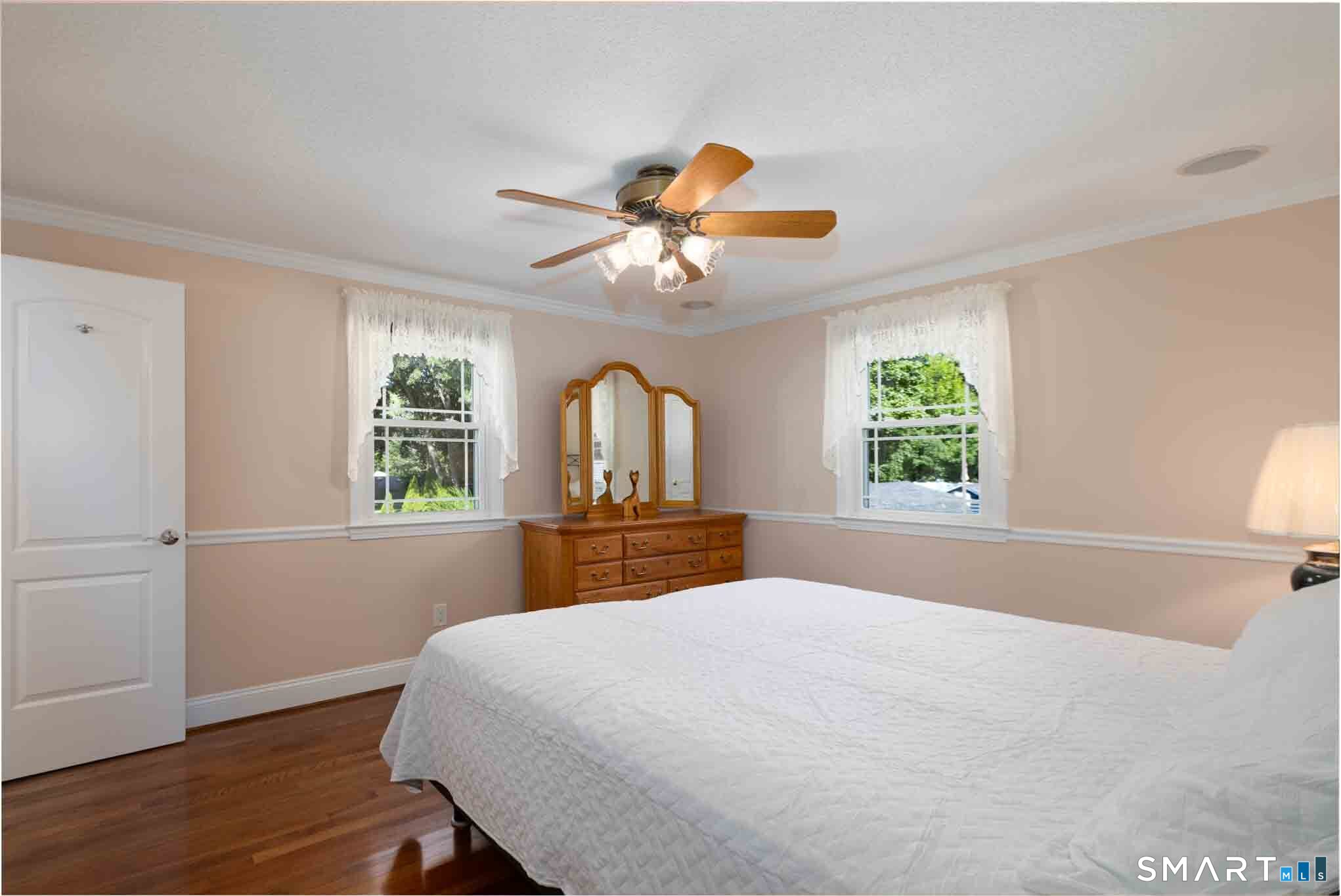 2 Woodridge Court Southington CT 06489