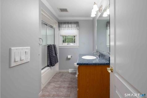 2 Woodridge Court Southington CT 06489