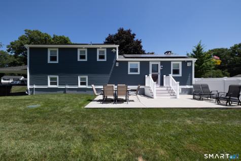 2 Woodridge Court Southington CT 06489