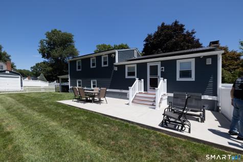 2 Woodridge Court Southington CT 06489