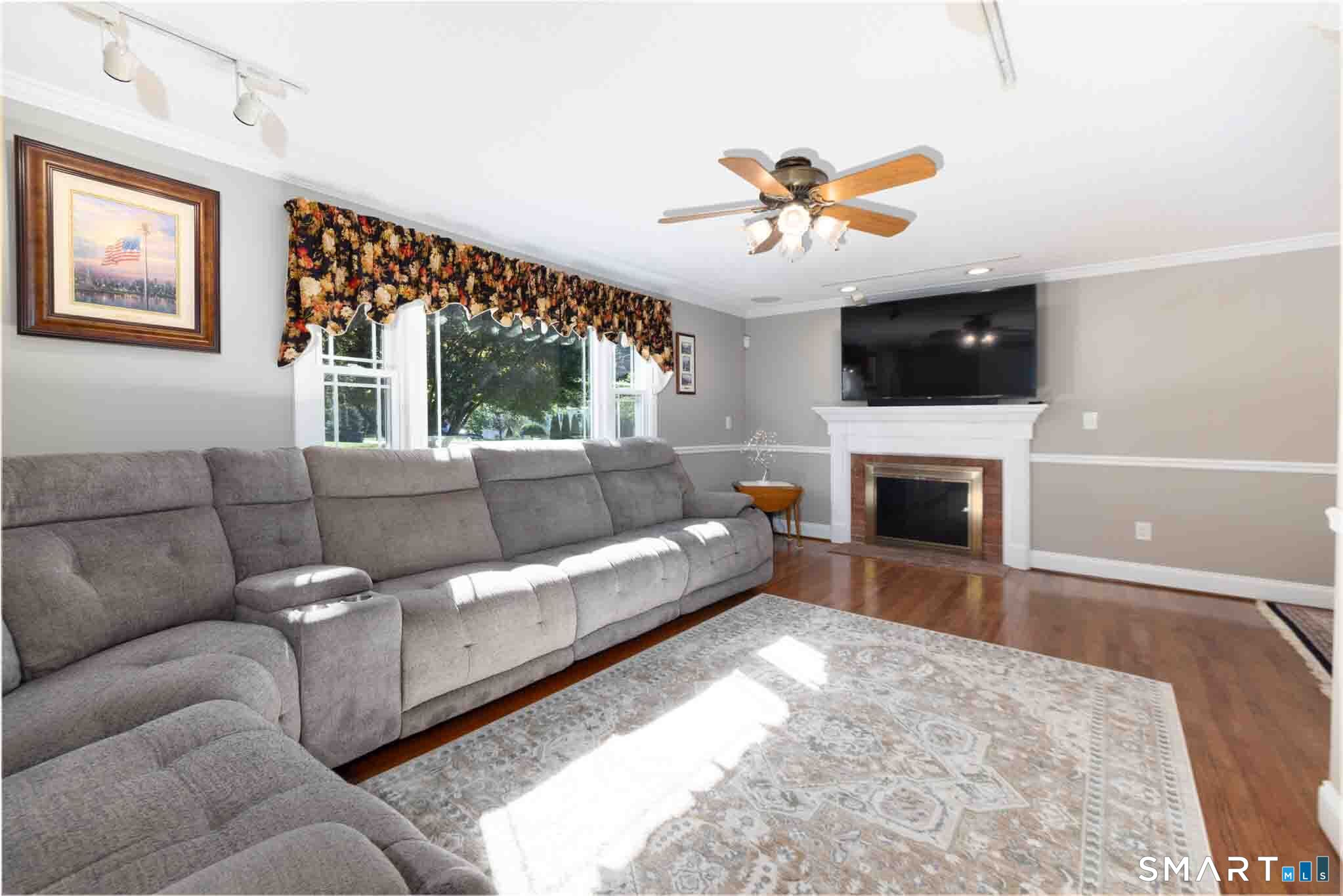 2 Woodridge Court Southington CT 06489