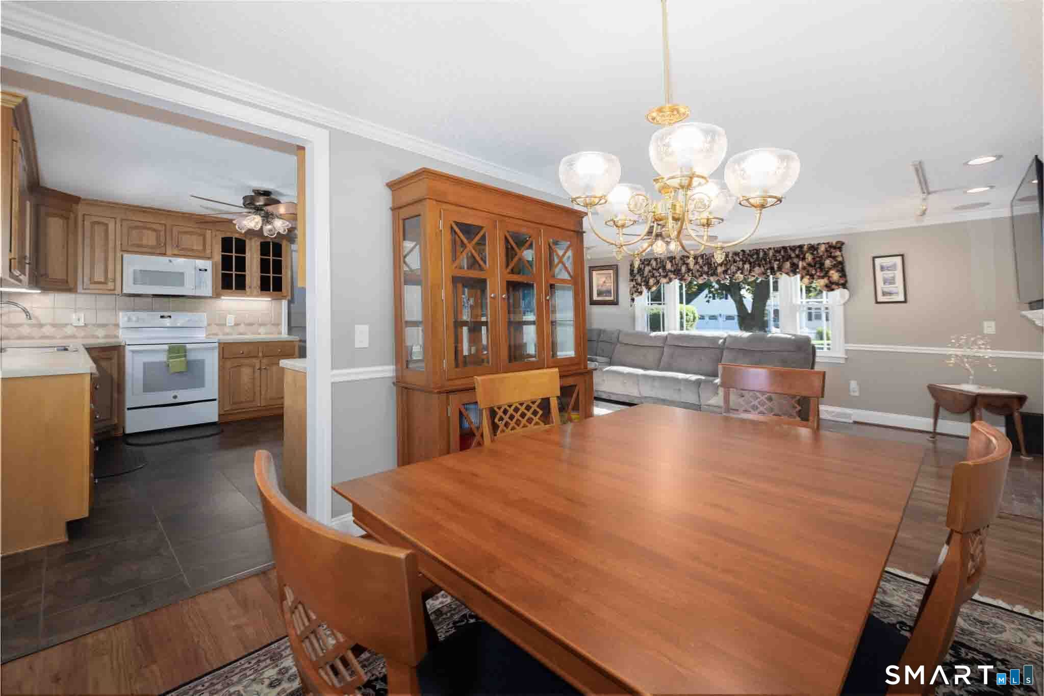 2 Woodridge Court Southington CT 06489