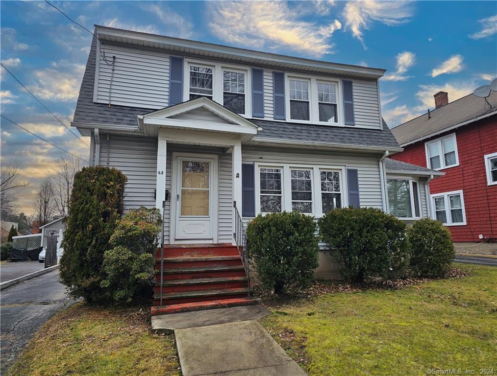 68 Saint Charles Street West Hartford CT 06119