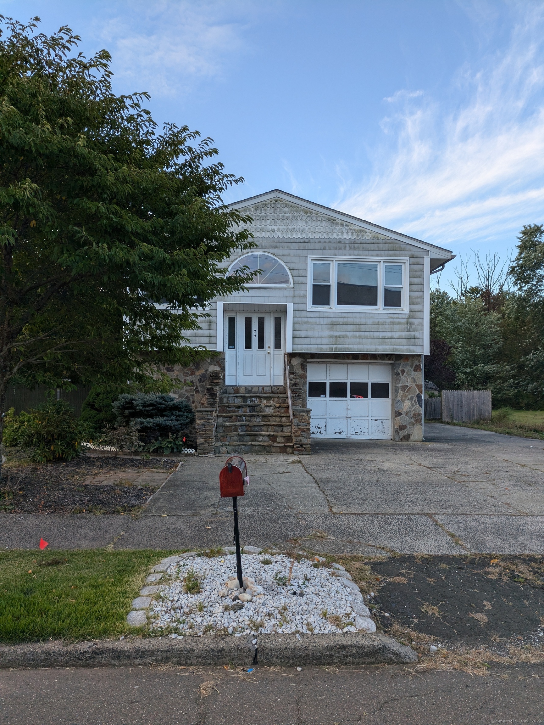 24 Hudson Street East Haven CT 06512