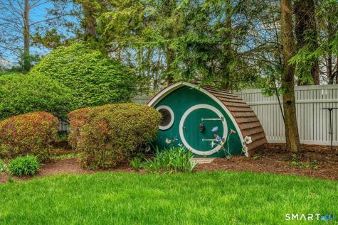 132 Hoyt Street Darien CT 06820