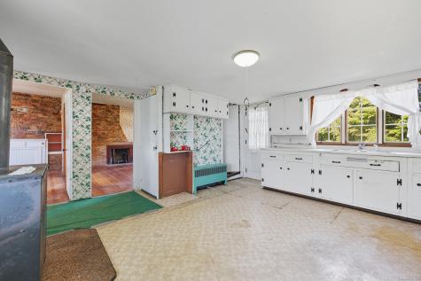 36 Cooper Lane Coventry CT 06238