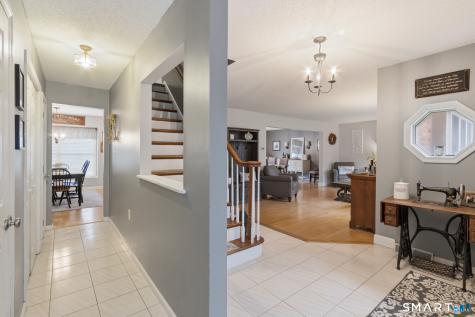 18 Partridgetown Road Naugatuck CT 06770