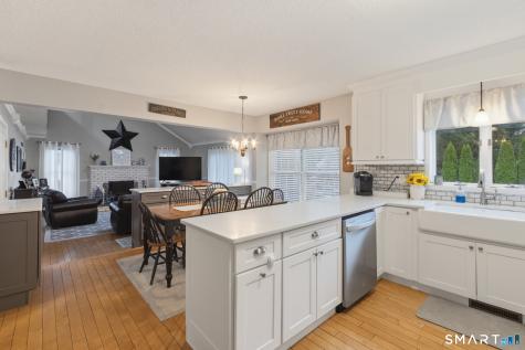 18 Partridgetown Road Naugatuck CT 06770
