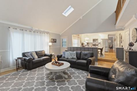 18 Partridgetown Road Naugatuck CT 06770