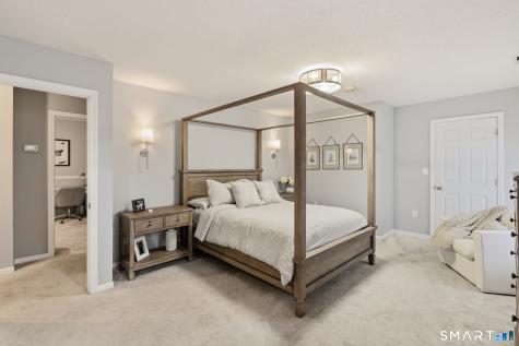 18 Partridgetown Road Naugatuck CT 06770