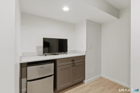 18 Partridgetown Road Naugatuck CT 06770