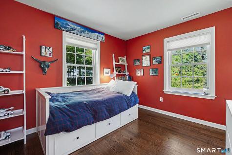 33 Hunter Lane Ridgefield CT 06877
