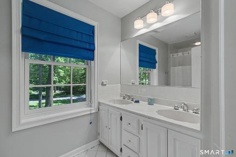 33 Hunter Lane Ridgefield CT 06877