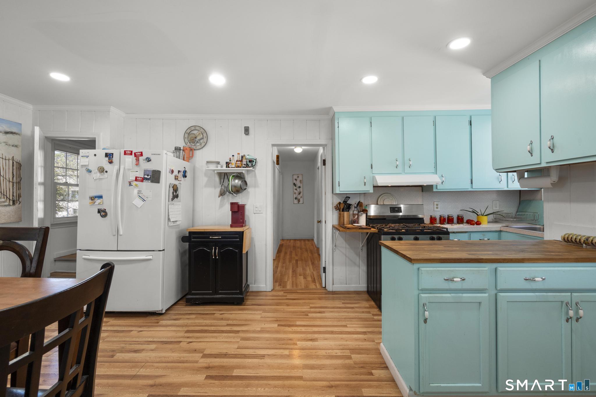 752 East Broadway Milford CT 06460