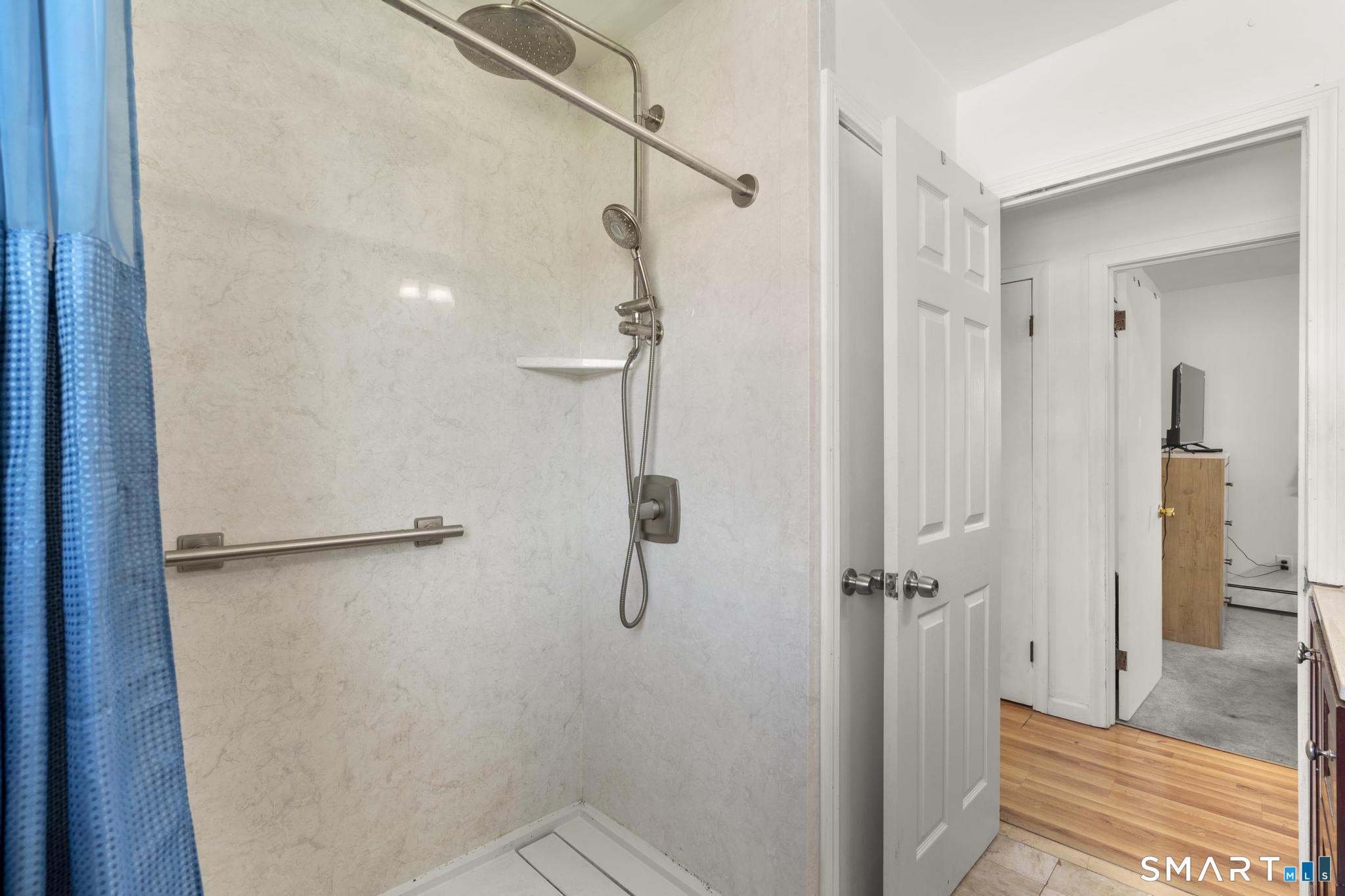 752 East Broadway Milford CT 06460