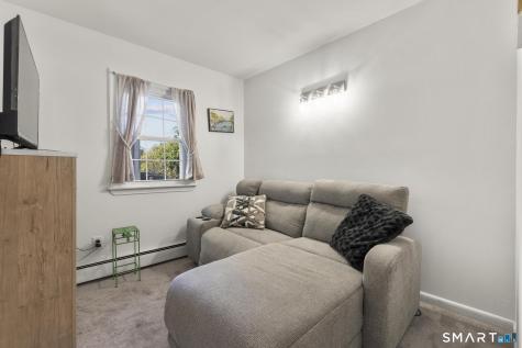 752 East Broadway Milford CT 06460