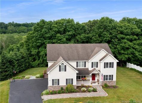 82 Long Meadow Hill Road Brookfield CT 06804