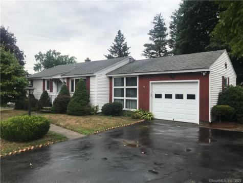 41 Meadowbrook Drive Waterbury CT 06706