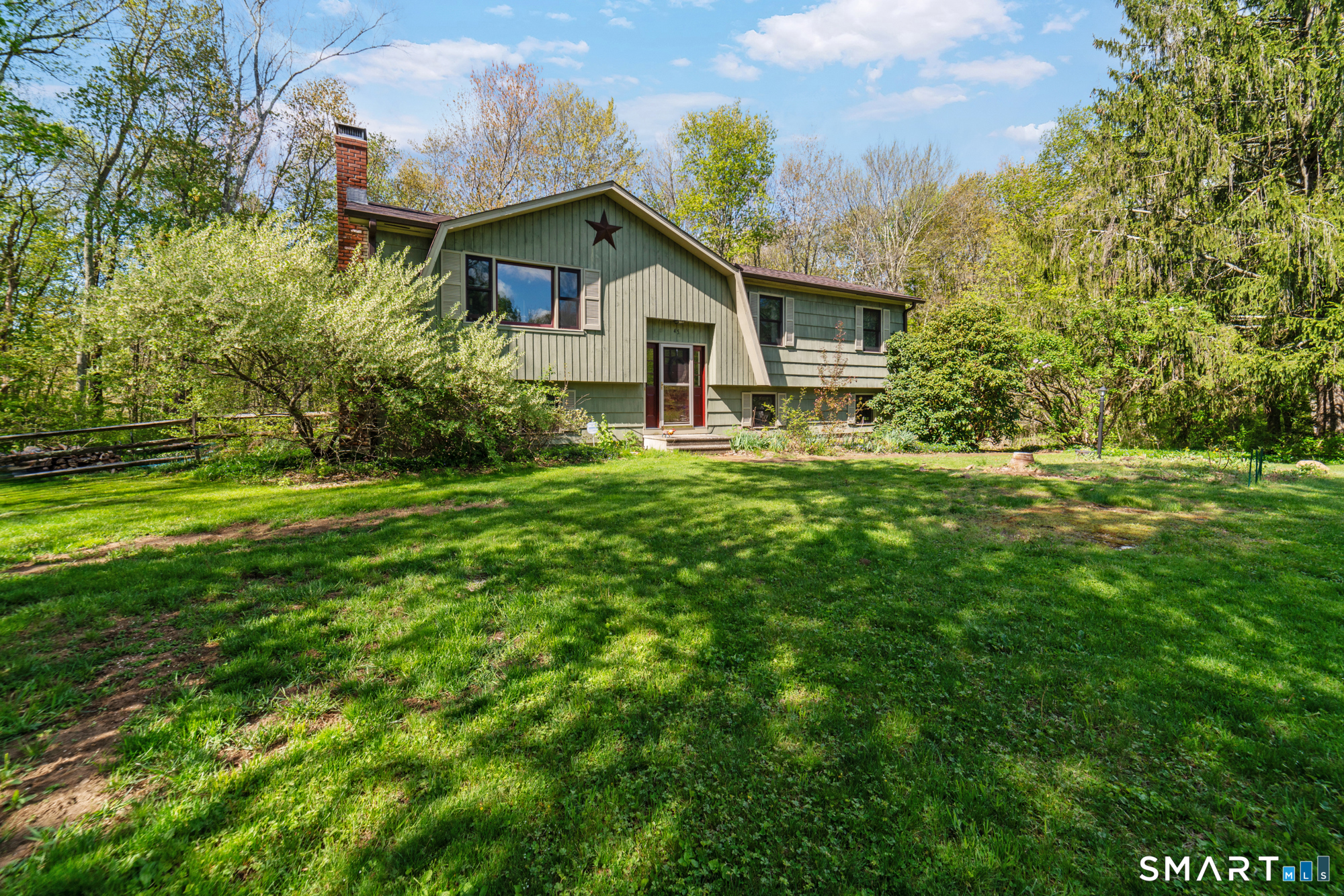 45 Elaine Drive Southbury CT 06488