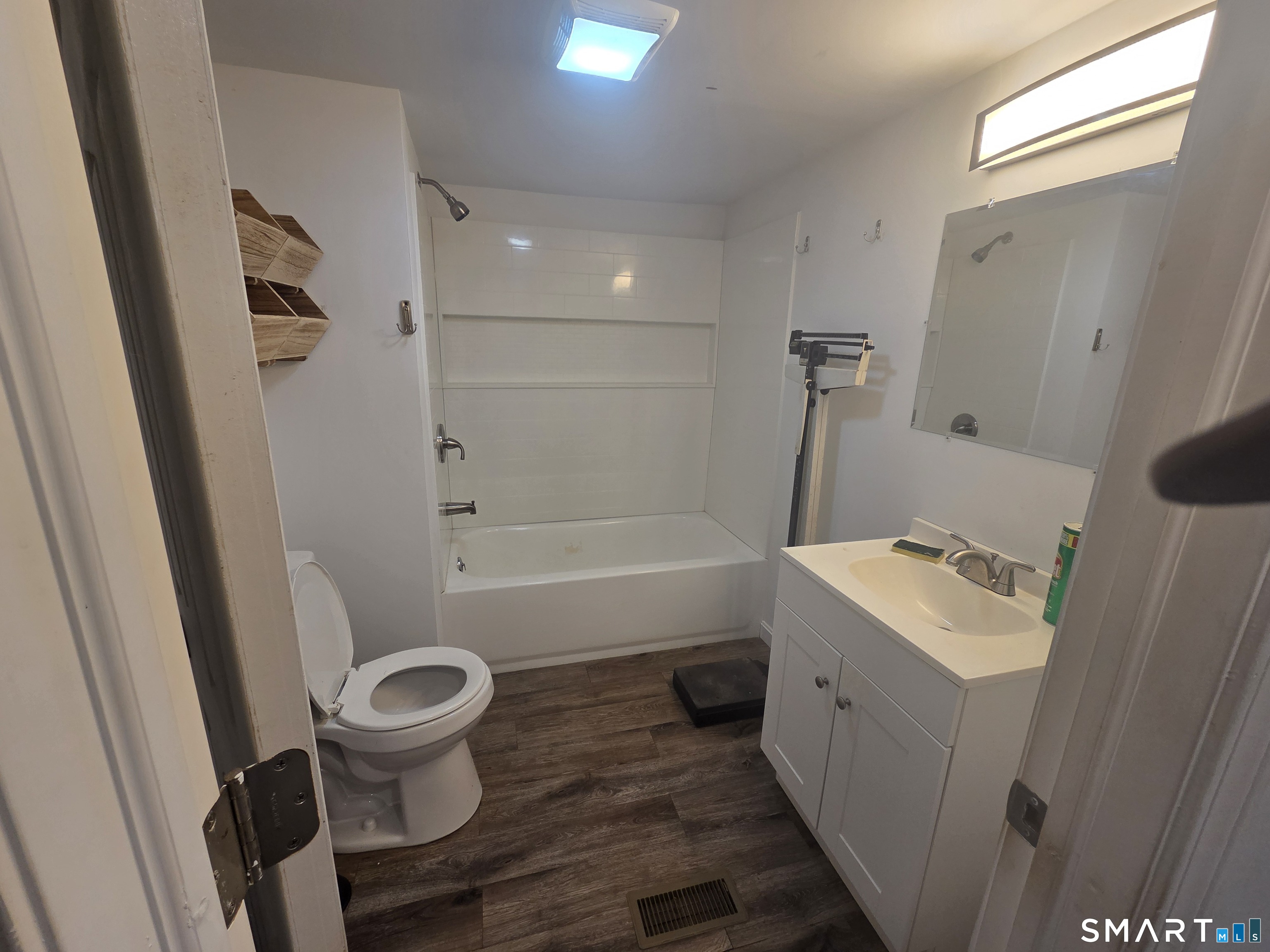 303 Mohegan Park Road Norwich CT 06360
