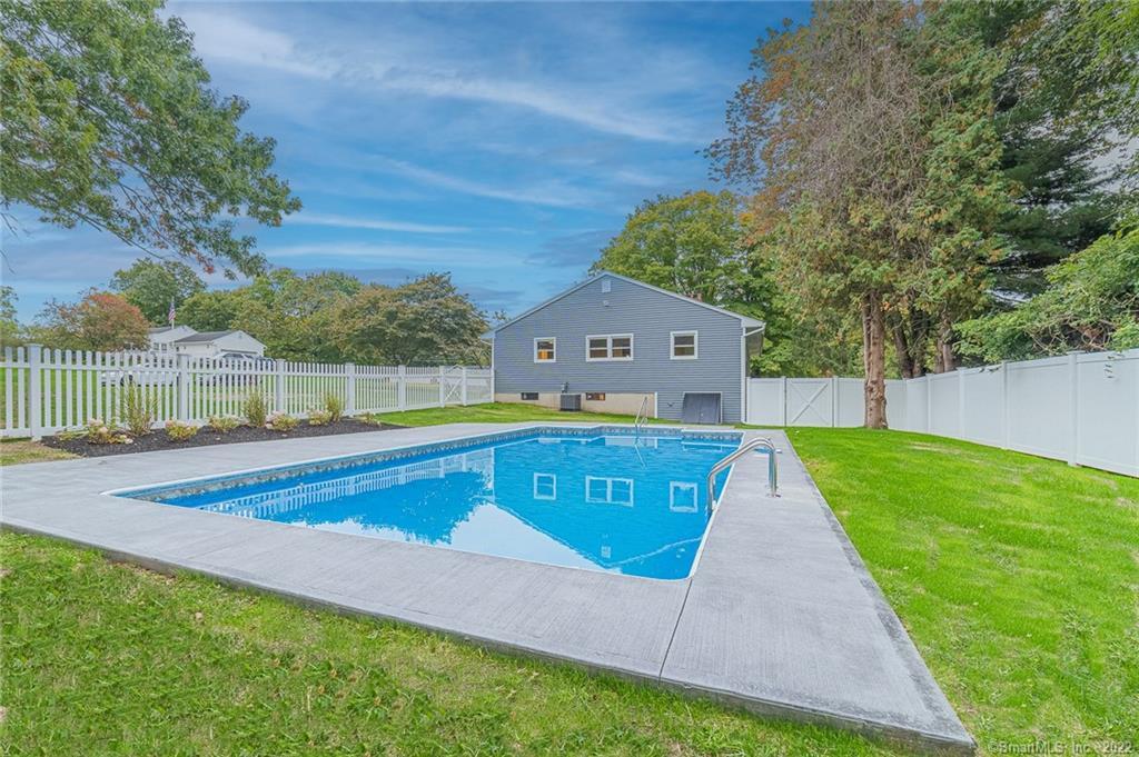 39 Gregory Street Danbury CT 06811