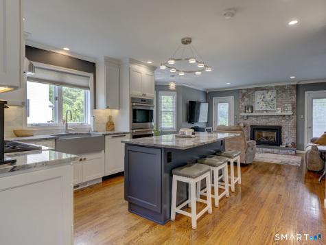 53 Dorio Drive Southington CT 06479