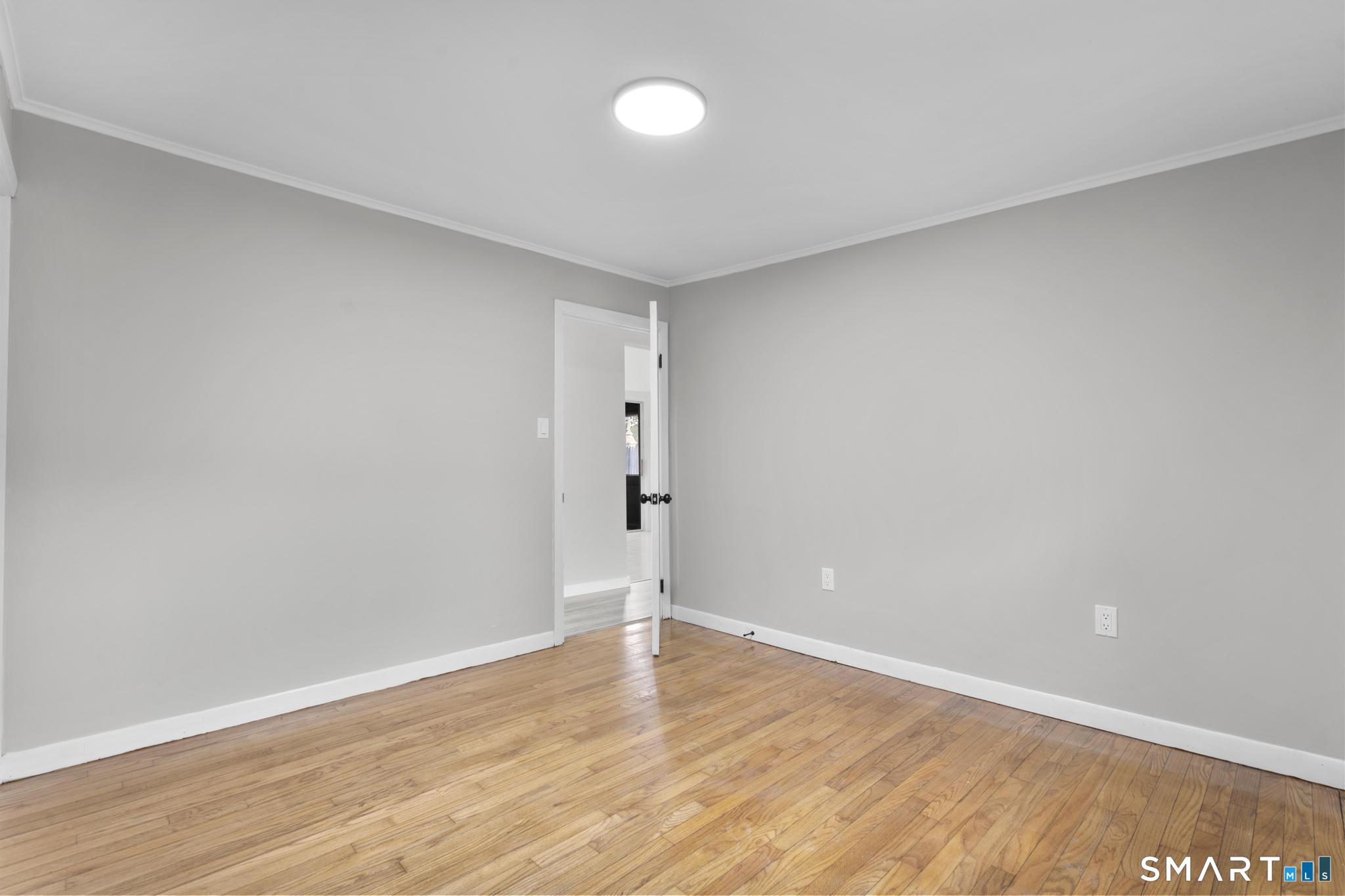 21 Friendship Street Norwich CT 06360