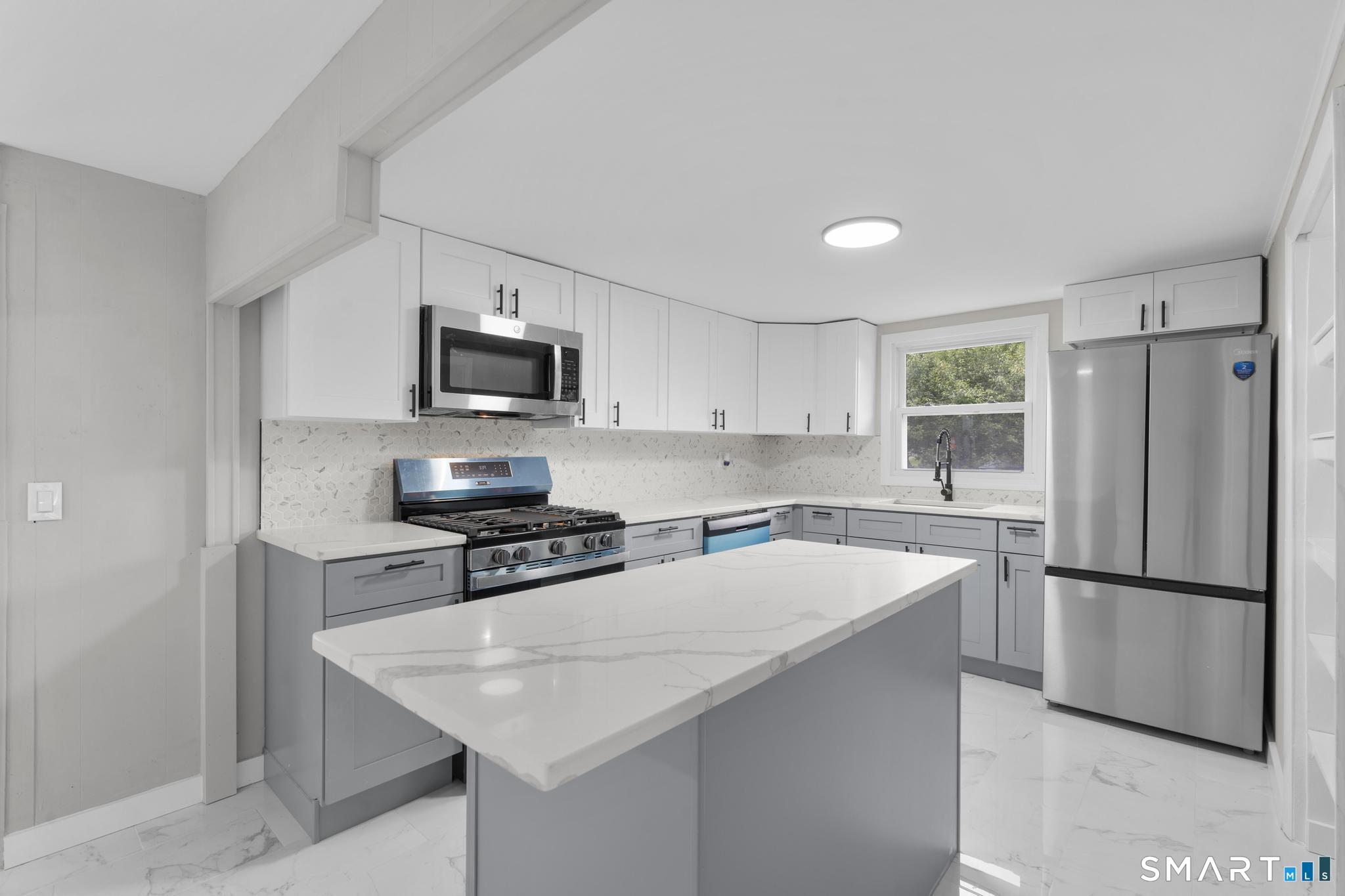 21 Friendship Street Norwich CT 06360