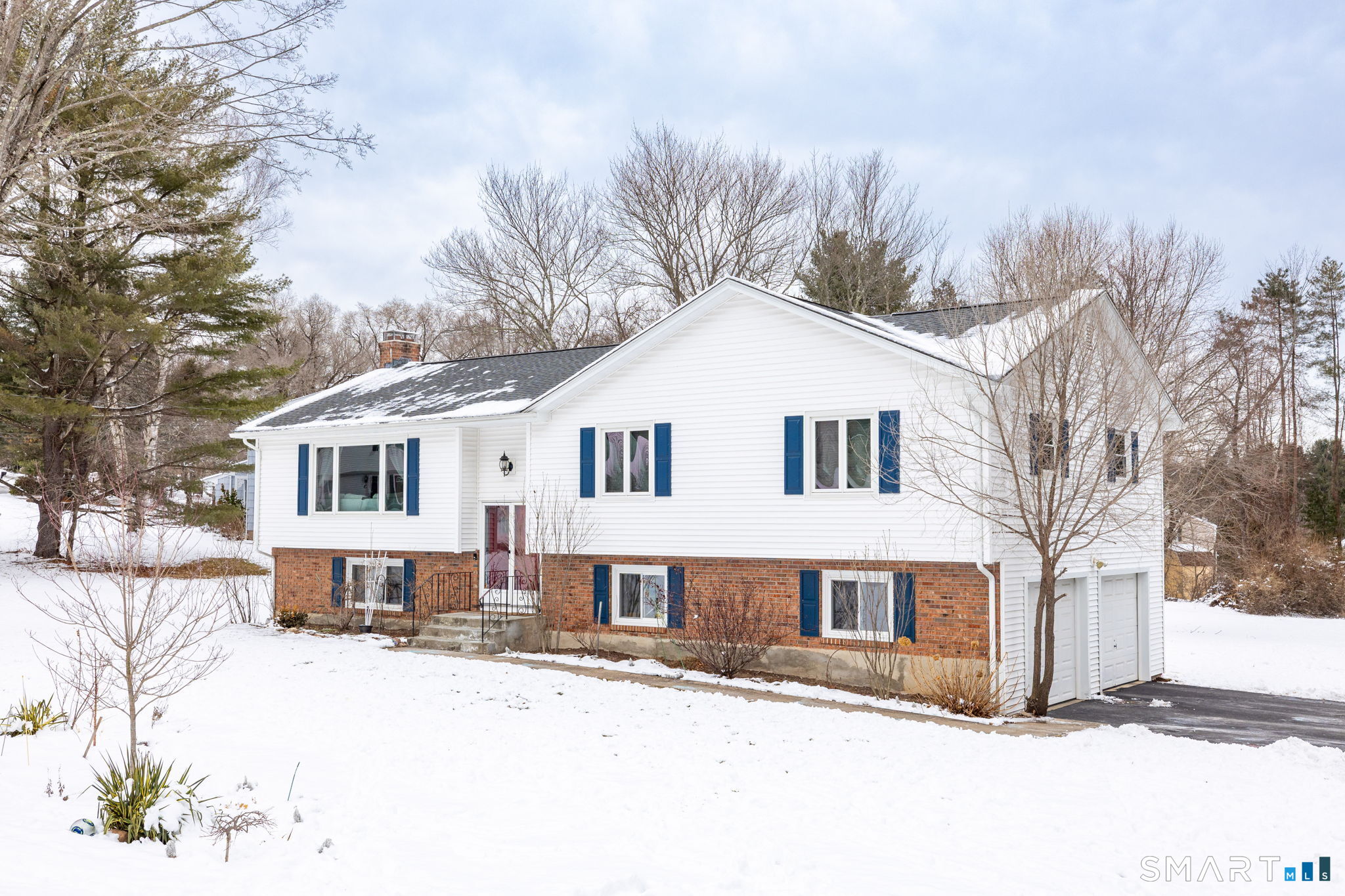 2 Lionel Drive Simsbury CT 06070