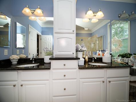 3 Timberland Way Beacon Falls CT 06403