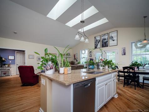 3 Timberland Way Beacon Falls CT 06403