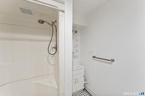 11 Lochdale Drive Montville CT 06370