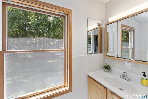 11 Lochdale Drive Montville CT 06370